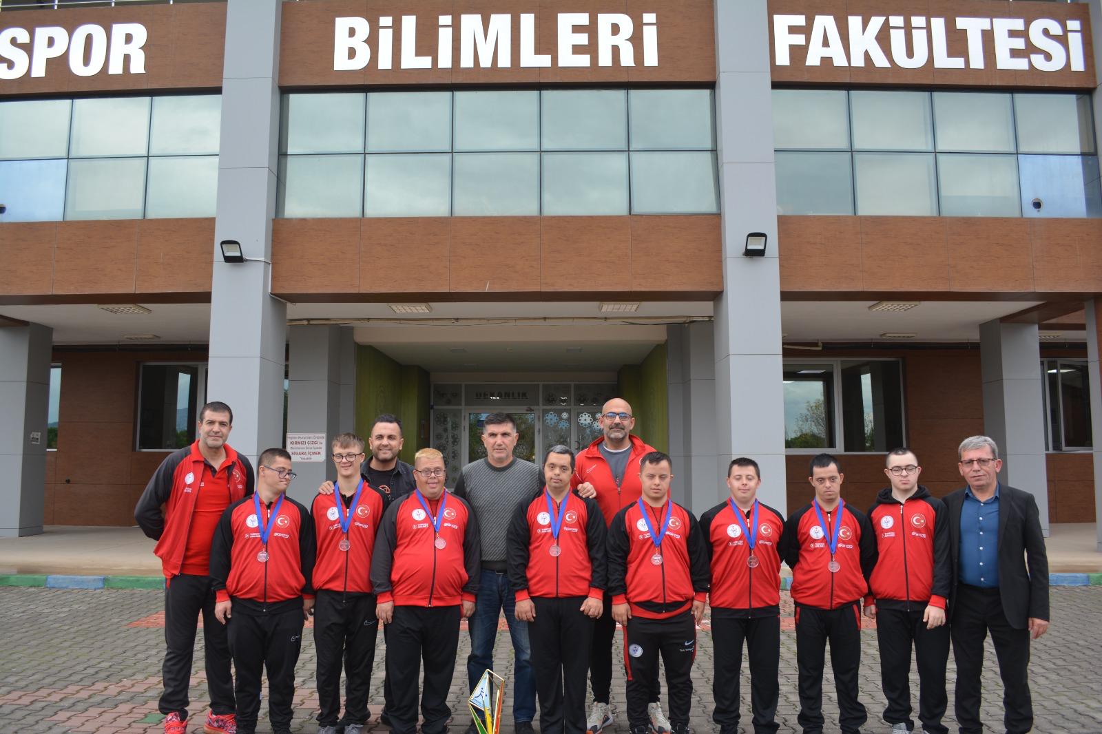  WhatsApp Image 2025-11-17 at 11.00.19 (2)